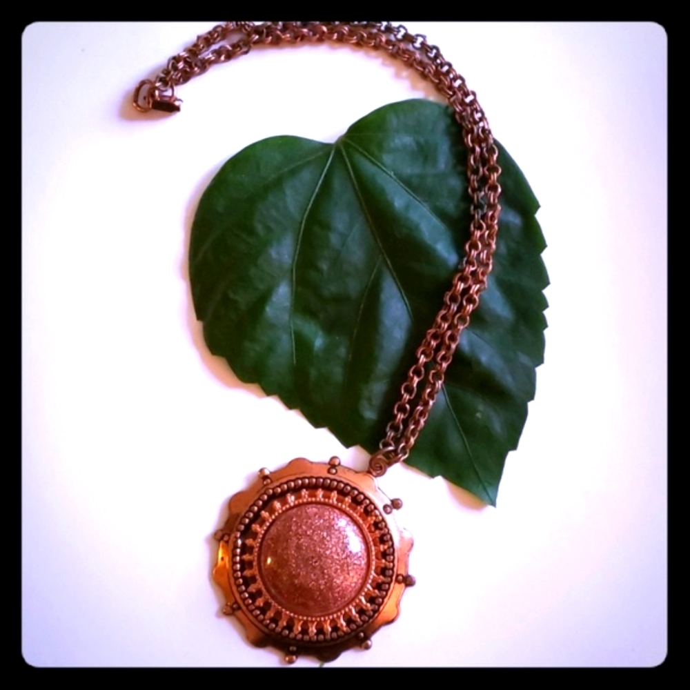 VINTAGE 60s 70s sun madalion necklace